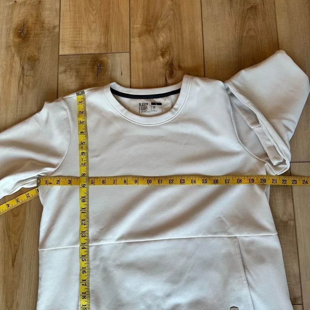 5.11 Women's Fleece Lined Pullover Crew Neck Kangaroo Pocket Cream Size Large